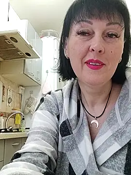HelgaDennis online show from 04/03/26, 05:16