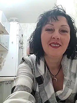 HelgaDennis online show from 04/06/26, 03:26