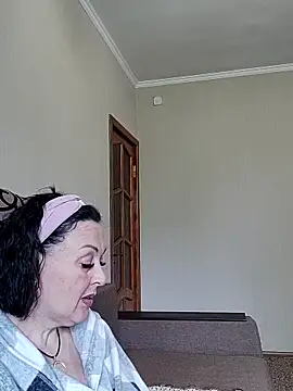 Snapshot of HelgaDennis chatting on 05/09/26, 10:31 HelgaDennis online show from 05/09/26, 10:31