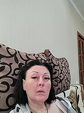 Snapshot of HelgaDennis chatting on 05/14/26, 04:36 HelgaDennis online show from 05/14/26, 04:36
