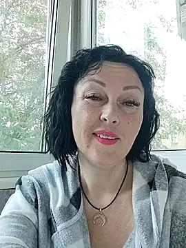 Snapshot of HelgaDennis chatting on 05/22/26, 03:57 HelgaDennis online show from 05/22/26, 03:57
