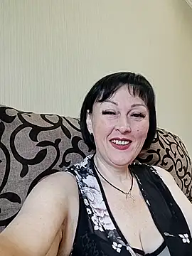 HelgaDennis online show from 07/14/26, 05:56