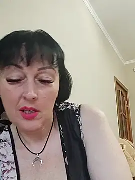 HelgaDennis online show from 07/21/26, 06:16
