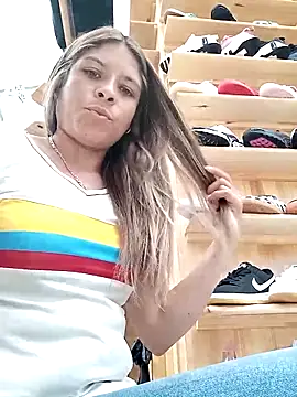 alanna6950 online show from 03/26/26, 04:45