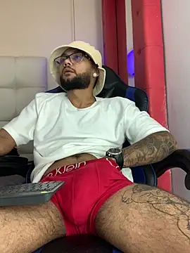 KyleJoss30 online show from 04/06/26, 03:26