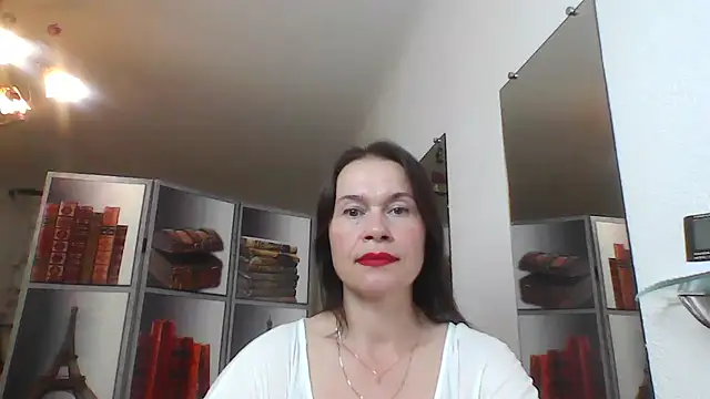 Snapshot of Selena_Moo chatting on 06/11/26, 08:12 Selena Moo online show from 06/11/26, 08:12