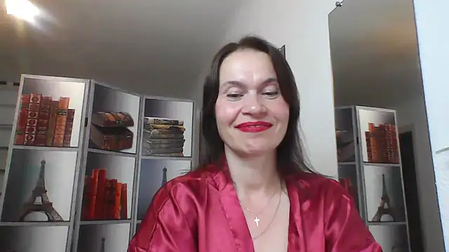 Snapshot of Selena_Moo chatting on 06/22/26, 08:39 Selena Moo online show from 06/22/26, 08:39