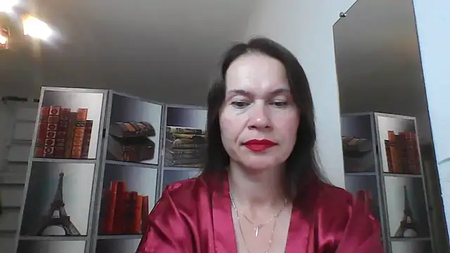 Snapshot of Selena_Moo chatting on 06/28/26, 08:31 Selena Moo online show from 06/28/26, 08:31