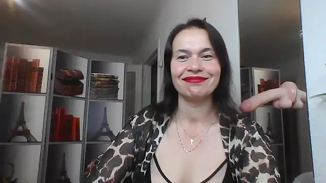 Snapshot of Selena_Moo chatting on 07/28/26, 08:54 Selena Moo online show from 07/28/26, 08:54