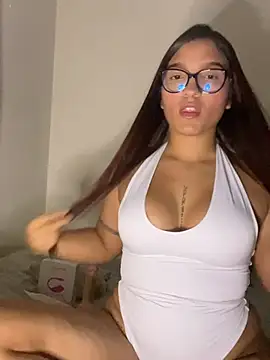 Snapshot of Tefy_Oss chatting on 03/27/26, 01:11 Tefy Oss online show from 03/27/26, 01:11