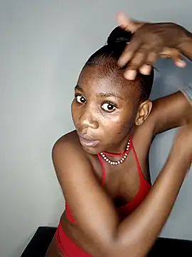 Snapshot of LilMissTease chatting on 03/25/26, 06:25 LilMissTease online show from 03/25/26, 06:25