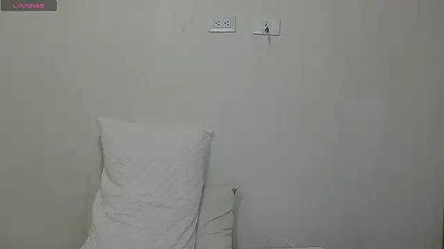 zyra vex online show from 06/11/26, 12:32