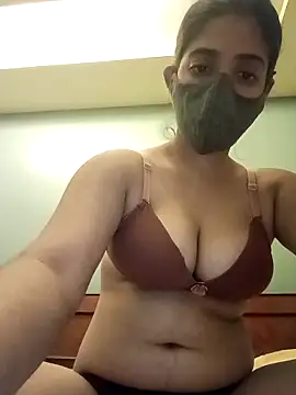 Snapshot of sanayabose7 chatting on 03/21/26, 05:27 sanayabose7 online show from 03/21/26, 05:27