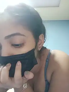 sanayabose7 online show from 06/20/26, 10:29
