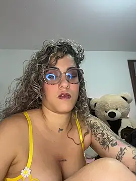 Snapshot of Melina-54 chatting on 06/02/26, 10:12 Melina-54 online show from 06/02/26, 10:12