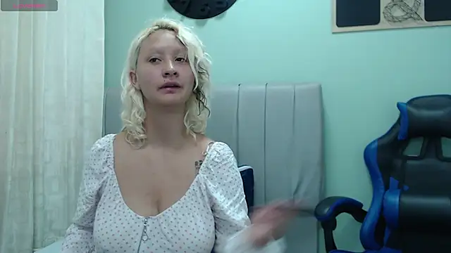 dafne kim online show from 05/08/26, 12:54