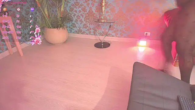 Snapshot of alexa_cruz__ chatting on 05/12/26, 04:37 alexa cruz online show from 05/12/26, 04:37