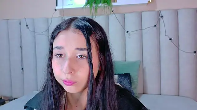 StarrMoon   online show from 06/30/26, 02:56