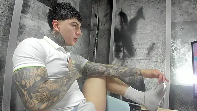 Gury tattoo online show from 05/18/26, 07:41