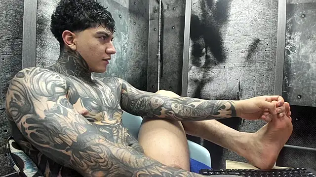 Gury tattoo online show from 06/11/26, 01:05