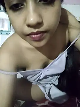 ALIZA FENDY online show from 07/28/26, 08:01