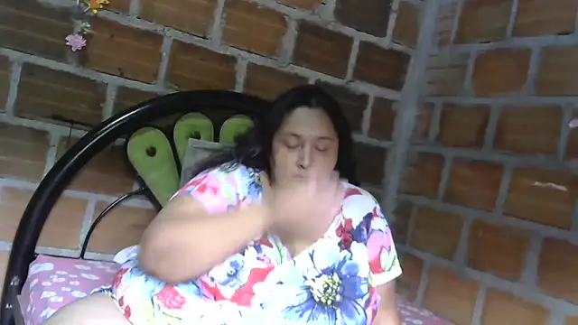 tistmature-69 online show from 05/23/26, 01:59