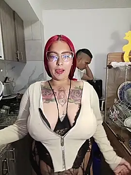 BombomAndAxel online show from 05/06/26, 03:46