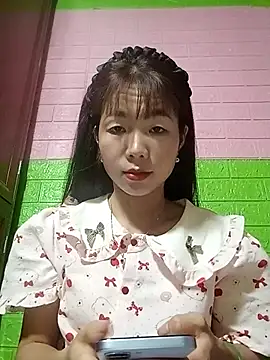 AmyLinee01 online show from 05/31/26, 05:26