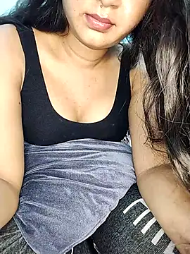 babygirl6263 online show from 03/23/26, 12:42