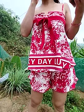 Ruby Lucy online show from 04/20/26, 12:13