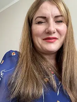 Snapshot of Susan_Wright chatting on 07/16/26, 10:54 Susan Wright online show from 07/16/26, 10:54
