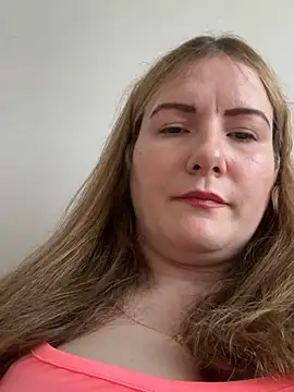 Snapshot of Susan_Wright chatting on 07/17/26, 11:06 Susan Wright online show from 07/17/26, 11:06