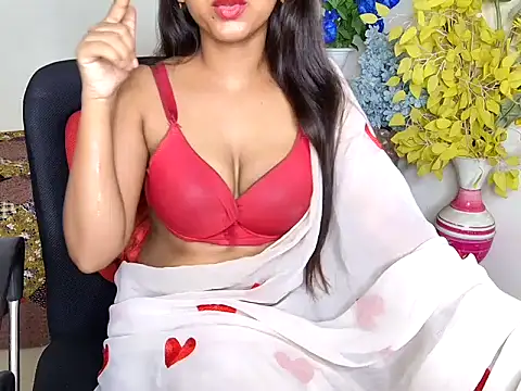 Snapshot of Preety_Baby chatting on 07/13/26, 04:32 Preety Baby online show from 07/13/26, 04:32