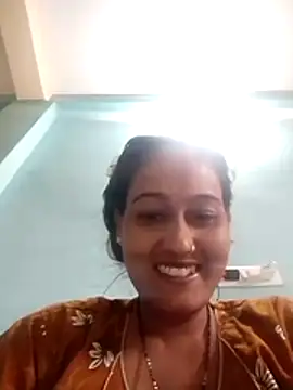 Snapshot of Sexi_roovi chatting on 08/04/26, 04:15 Sexi roovi online show from 08/04/26, 04:15