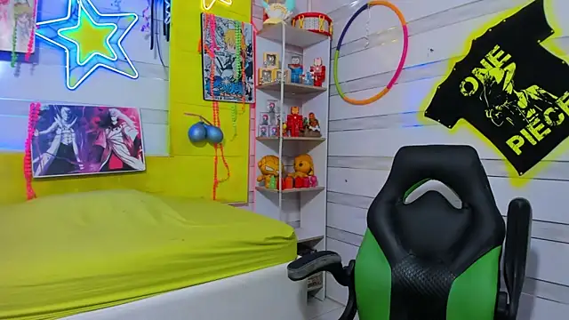 zoe mature36 online show from 04/08/26, 07:58