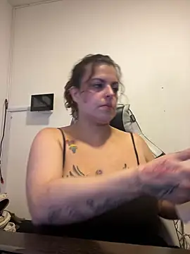 MiaHotboobs online show from 05/06/26, 12:19