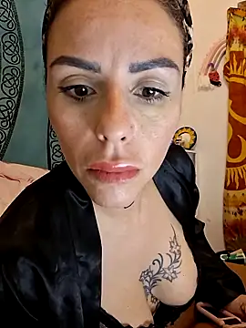 Snapshot of chiquitilla41 chatting on 05/16/26, 12:59 chiquitilla41 online show from 05/16/26, 12:59
