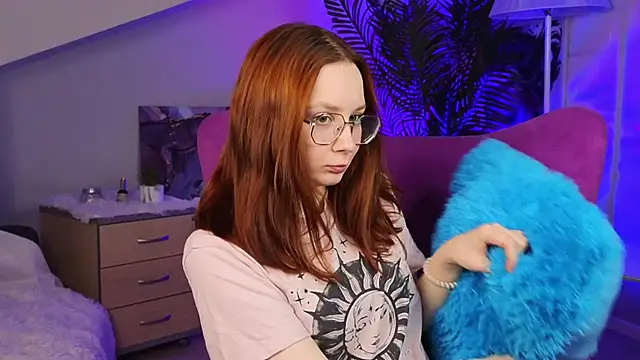 ShylaWelk online show from 03/24/26, 02:00