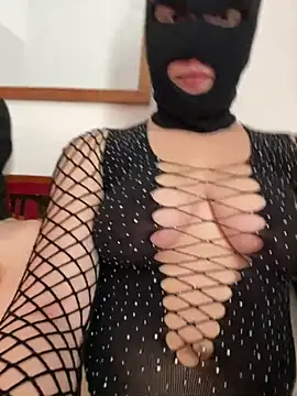 cherrygirl00 online show from 05/17/26, 01:29