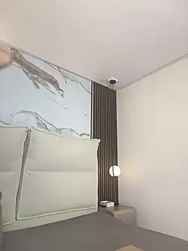 ElenaJamess online show from 04/22/26, 12:28