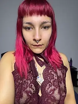 Amelie-RedHoney online show from 06/10/26, 07:46