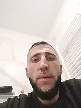 Alexandro111777 online show from 03/29/26, 06:02