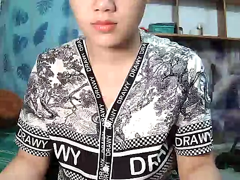 Snapshot of lusa_baby chatting on 07/31/26, 11:59 lusa baby online show from 07/31/26, 11:59