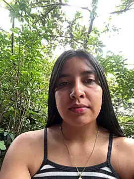 HaileyBiieber online show from 04/05/26, 04:48