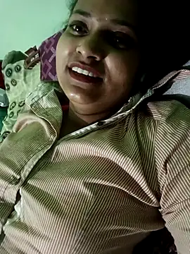 Snapshot of Diyagupta26 chatting on 04/02/26, 03:53 Diyagupta26 online show from 04/02/26, 03:53