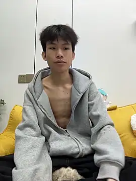 zzzzppp3 online show from 05/07/26, 02:06