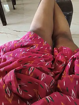 Tamil-swathi99 online show from 05/28/26, 02:31