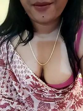Snapshot of Ramya_456 chatting on 04/15/26, 03:24 Ramya 456 online show from 04/15/26, 03:24
