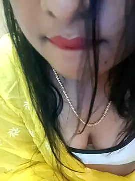 Snapshot of Ramya_456 chatting on 04/18/26, 06:28 Ramya 456 online show from 04/18/26, 06:28