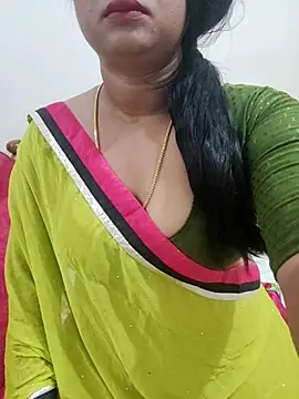 Snapshot of Ramya_456 chatting on 05/09/26, 04:50 Ramya 456 online show from 05/09/26, 04:50